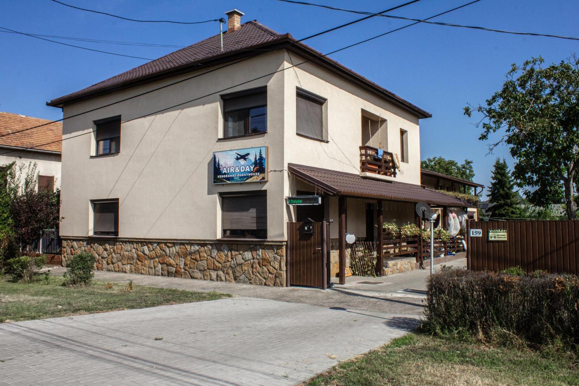 Air&Day Bed & Breakfast Vecses Bagian luar foto