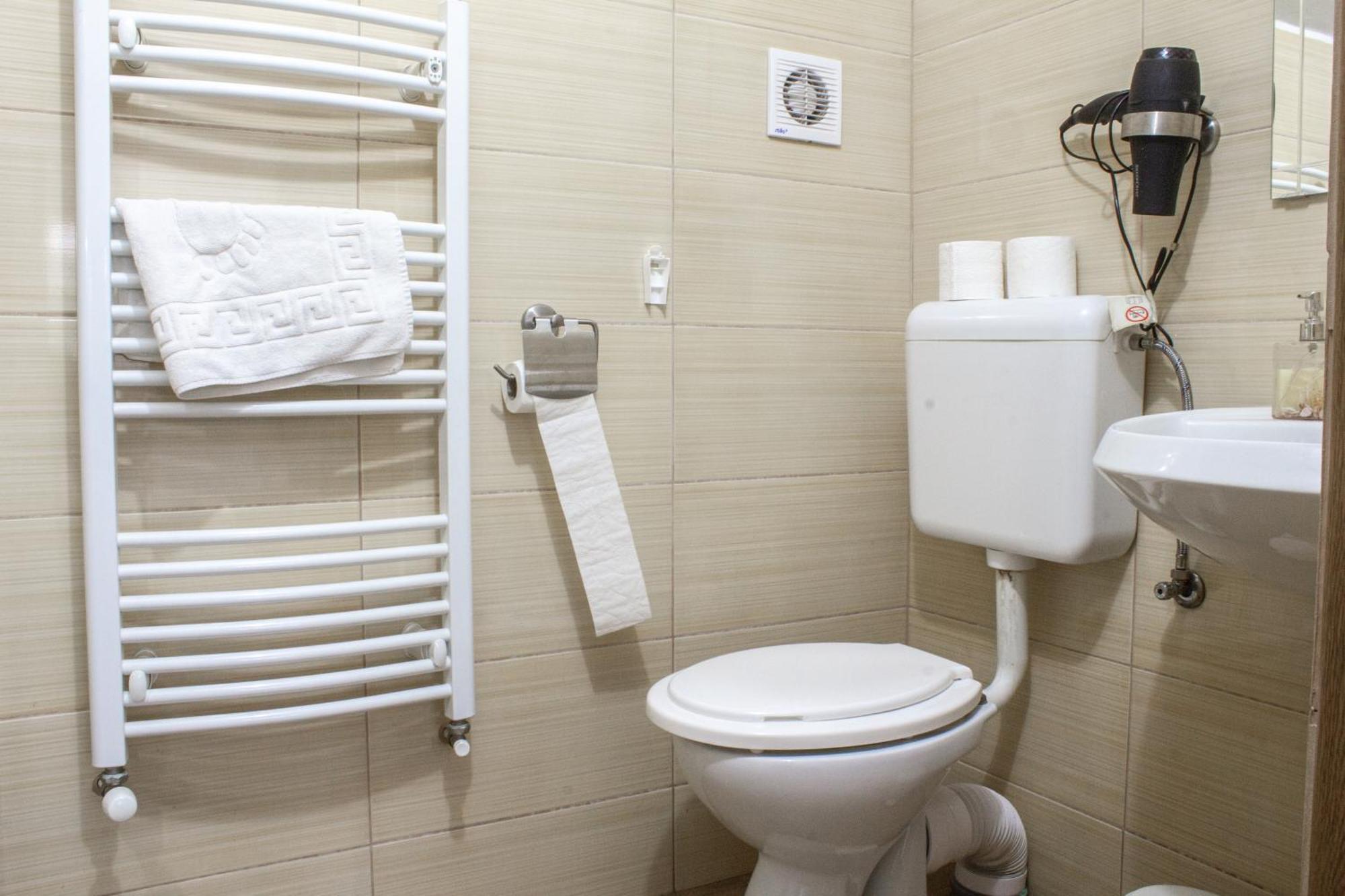 Air&Day Bed & Breakfast Vecses Bagian luar foto